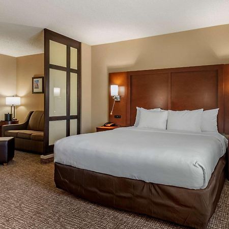 Comfort Suites Huntersville Near Lake Norman Екстериор снимка