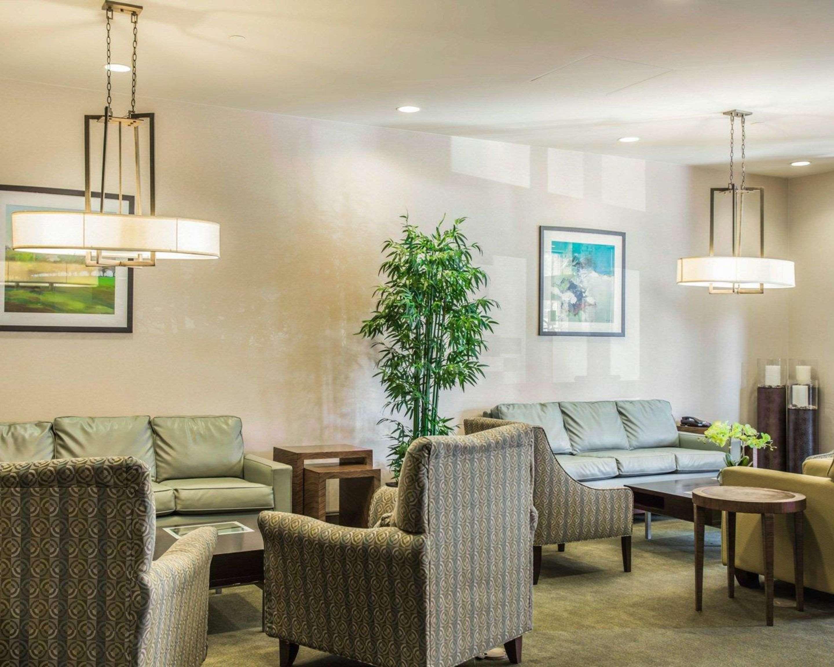 Comfort Suites Huntersville Near Lake Norman Екстериор снимка