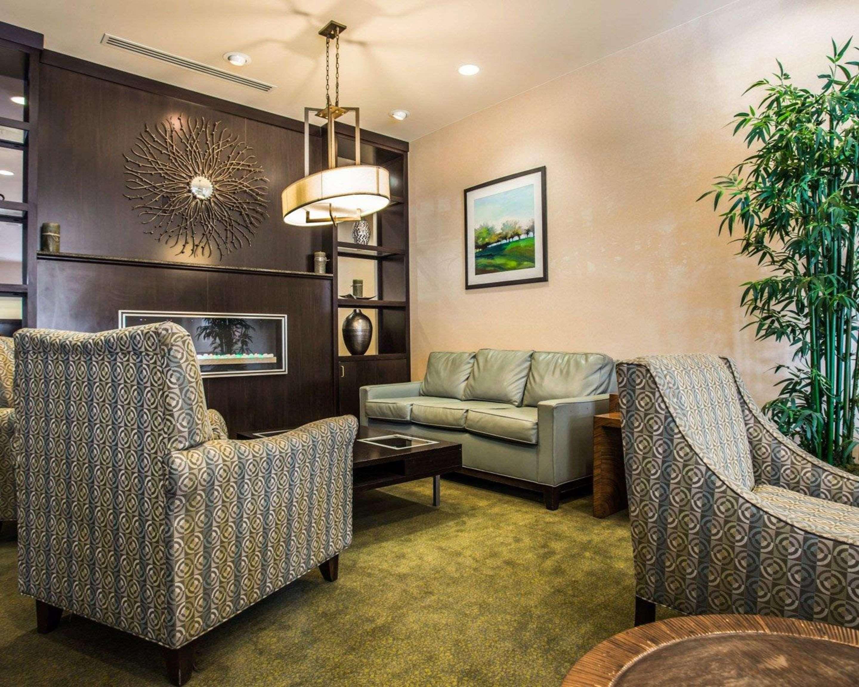 Comfort Suites Huntersville Near Lake Norman Екстериор снимка