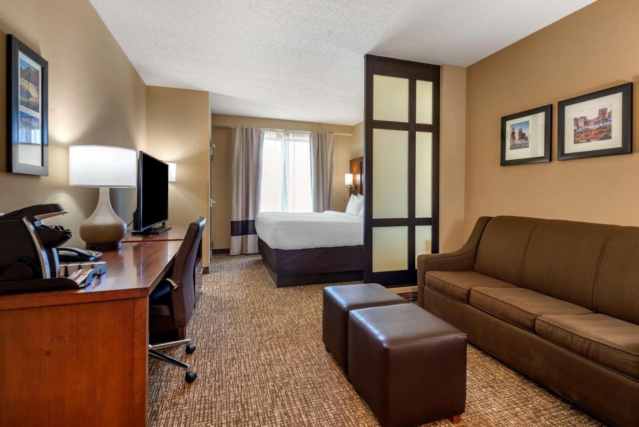 Comfort Suites Huntersville Near Lake Norman Екстериор снимка