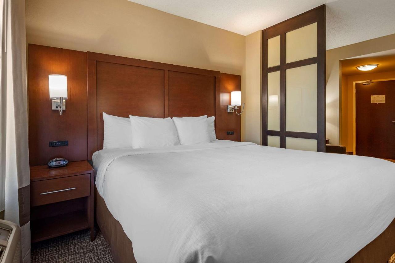 Comfort Suites Huntersville Near Lake Norman Екстериор снимка